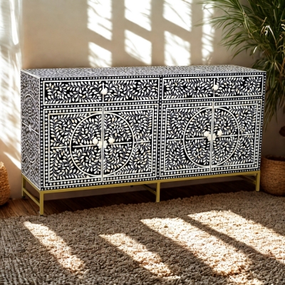 Side Board