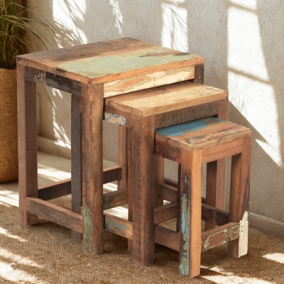 Nesting Table