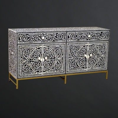 Side Board